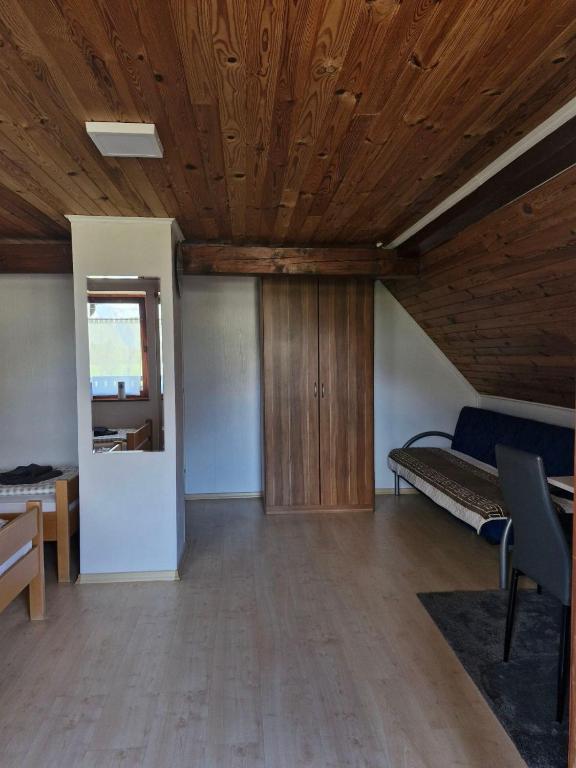 Fotografie z fotogalerie ubytování Kometer soba v destinaci Bovec