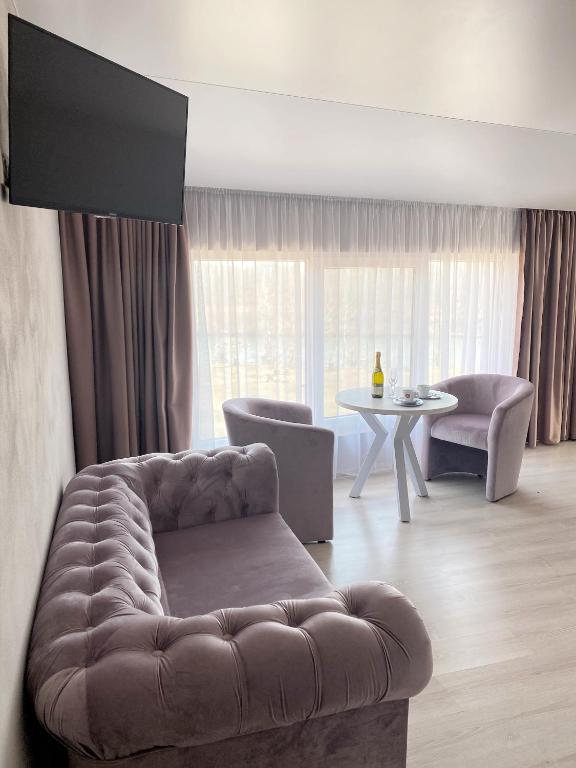 Posezení v ubytování Chorna Skelya Resort & Wellness