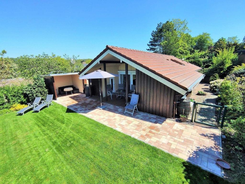Freistehendes Ferienhaus in Rott mit eigenem Garten, schöner Weitblick, Klimaanlage, Sauna und Kamin - Holiday Home
