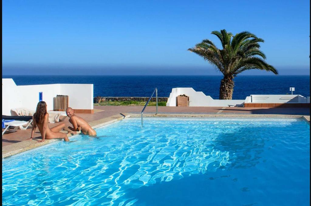Fotografia z galérie ubytovania Precioso apartamento para nudistas y naturistas. v destinácii Charco del Palo