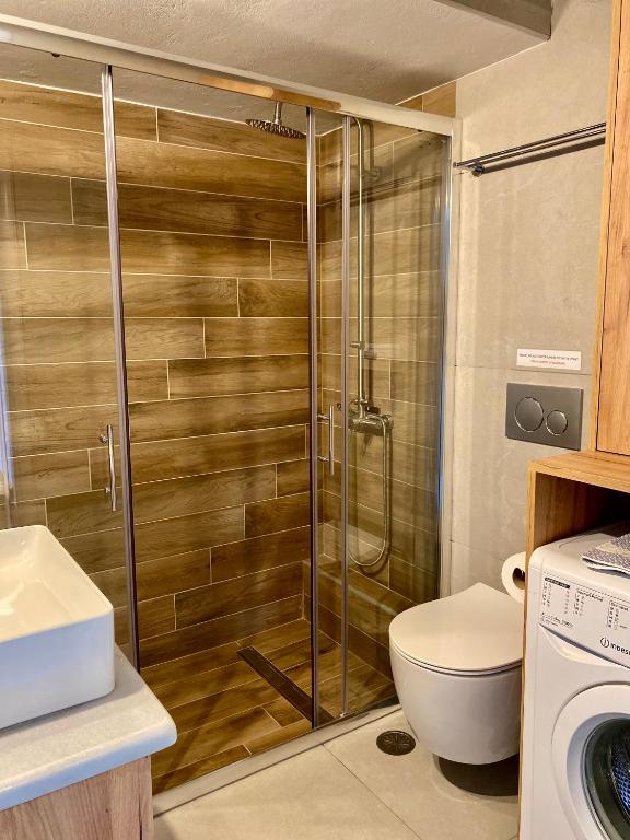 Aphrodite's Apartments - 13