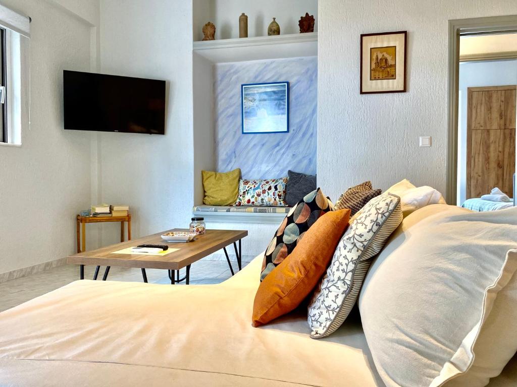 Aphrodite's Apartments - 9