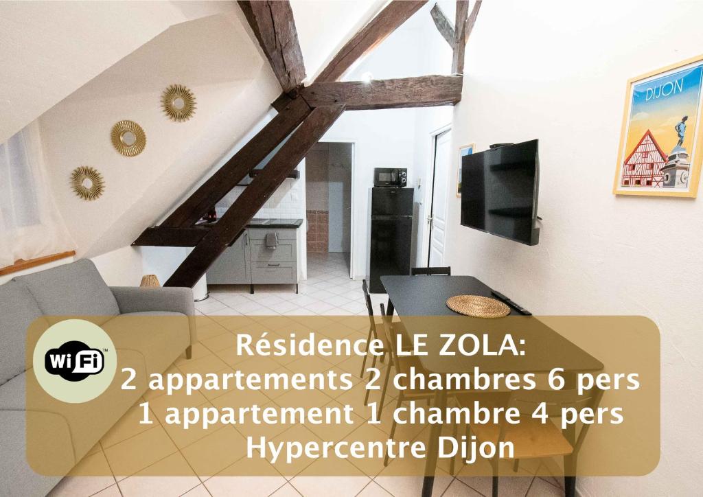 una casa convertita con cucina e soggiorno di Résidence Le Zola composé de 3 appartements distincts en Hyper Centre de Dijon avec WIFI a Digione