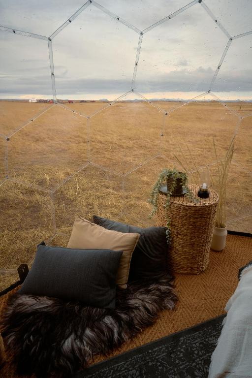 Posezení v ubytování Helja Stay Glamping Domes