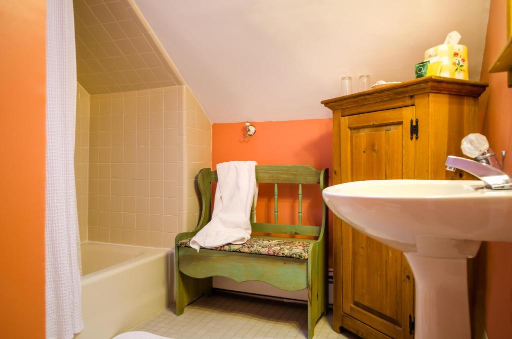 Posezení v ubytování Carisbrooke Inn Bed & Breakfast