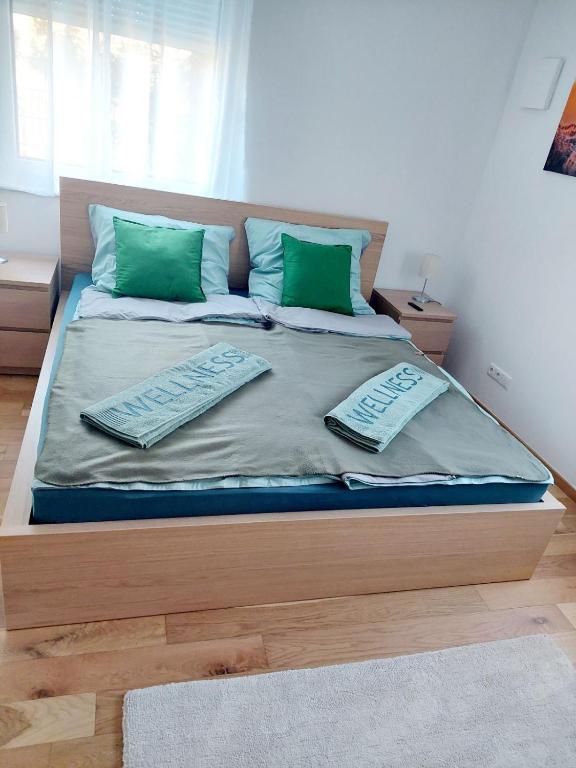 Postel nebo postele na pokoji v ubytování Eni-Time Mariazell mit Jakuzzi und Sauna