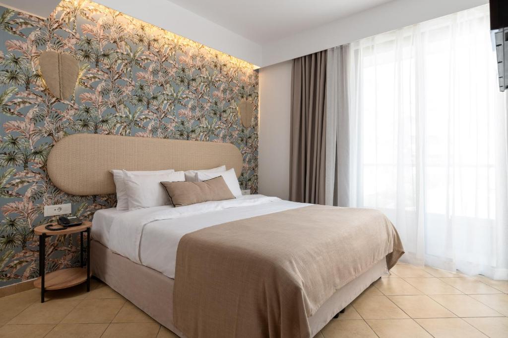 Postel nebo postele na pokoji v ubytování Diana Art Boutique Hotel