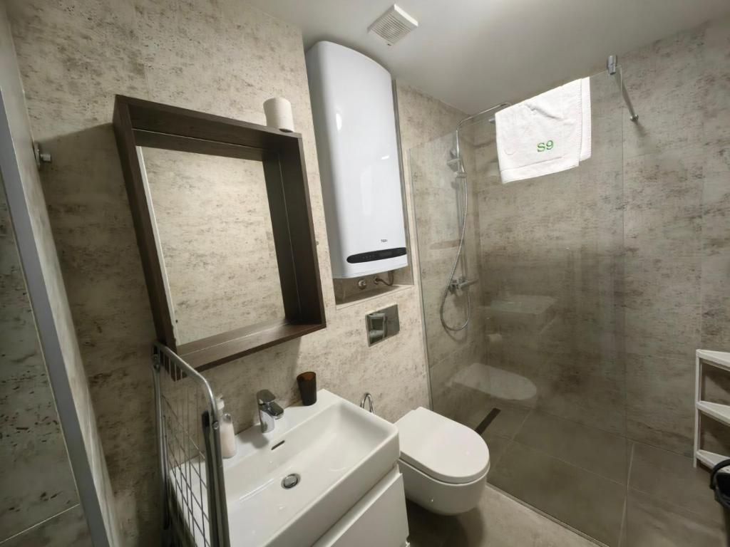 A bathroom at Devana Divčibare A-07