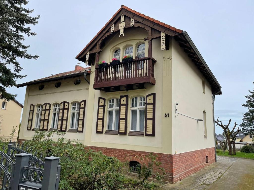 POTSDAM HERITAGE APARTMENT - Error