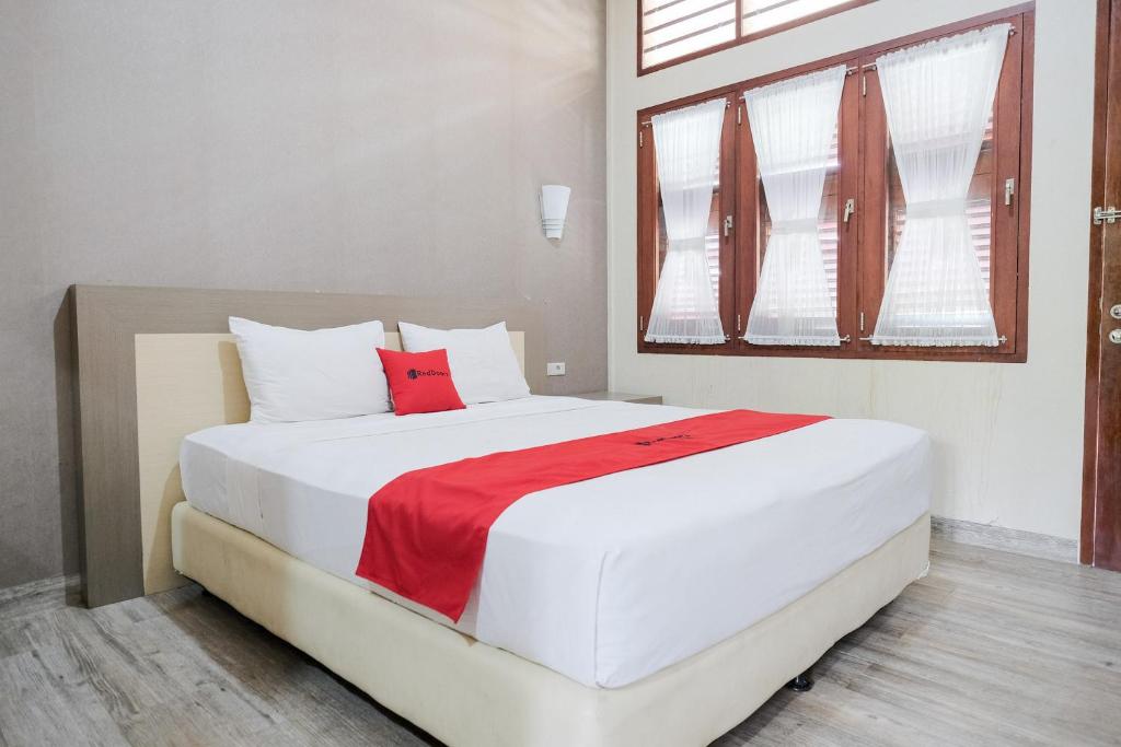 RedDoorz @ Hotel Negeri Baru Kalianda - Double Room