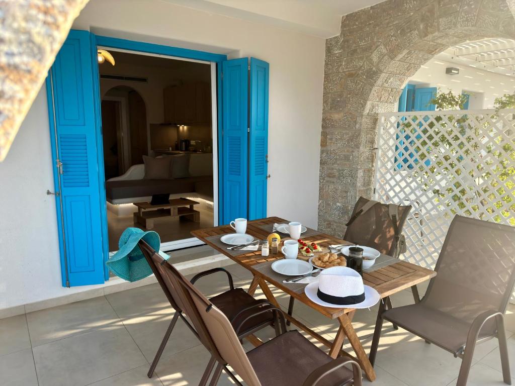 Istumisnurk majutusasutuses Amorgos Delight