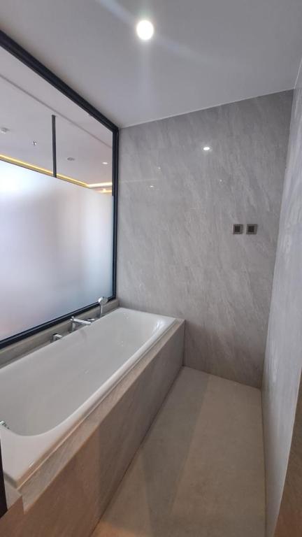 Koupelna v ubytování Grand Miami Hotel
