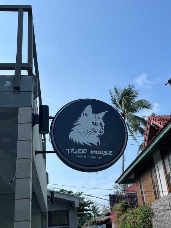 Tiger House Hostel Room