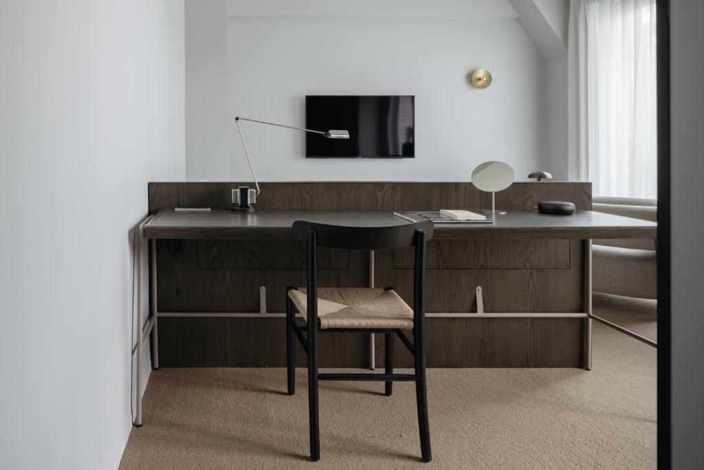 KIRO 広島 by THE SHARE HOTELS にあるキッチンまたは簡易キッチン