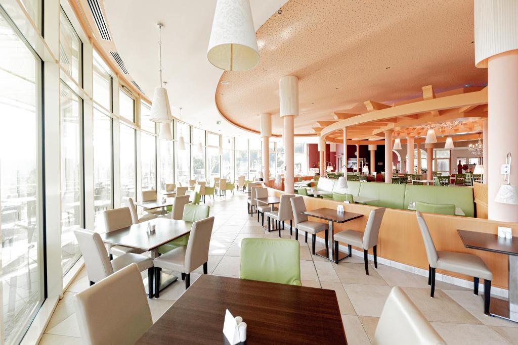 Restaurace v ubytování Avita Resort Bad Tatzmannsdorf