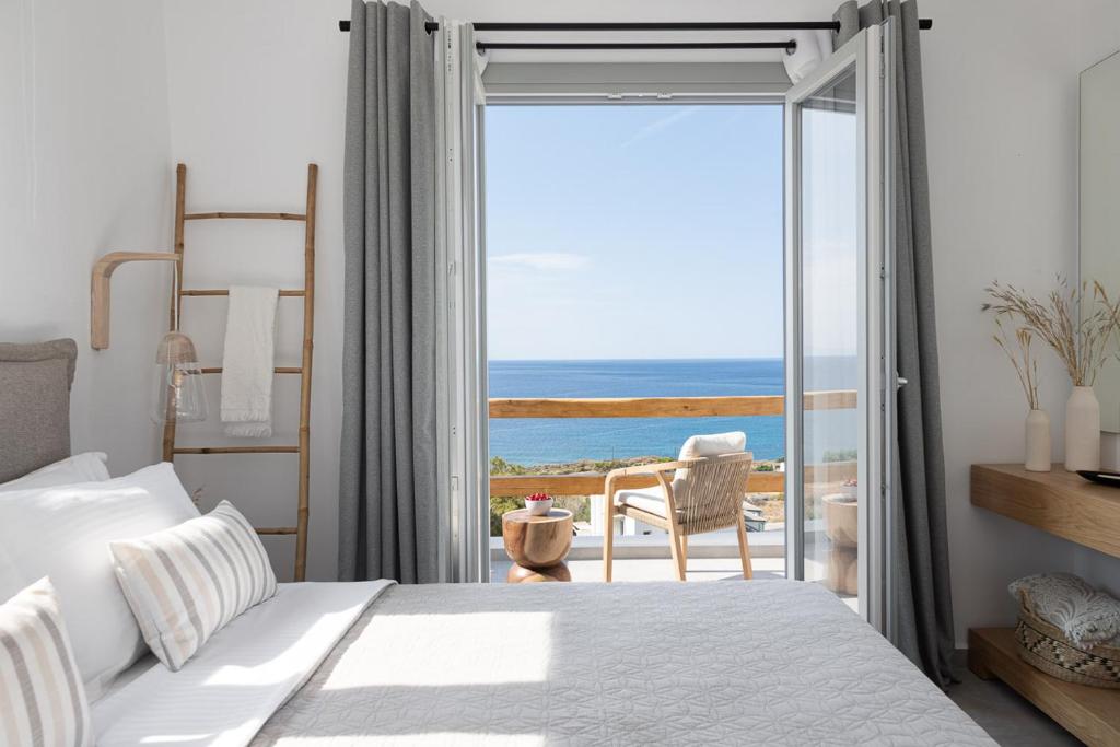 A bed or beds in a room at Villa Lefko