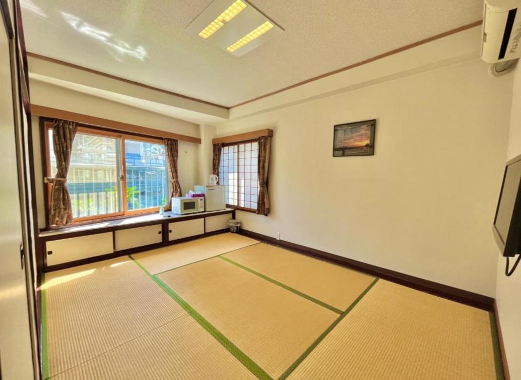 Hostel and Cafe izu-no-umi - 日式房间