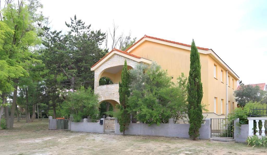 Fotografie z fotogalerie ubytování Apartments David v destinaci Privlaka