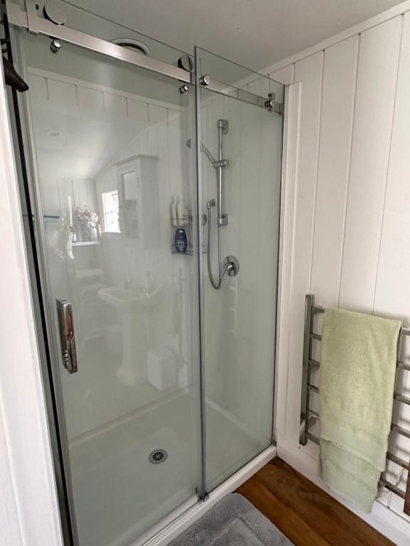 The Cottage at The Willows - Resim 3