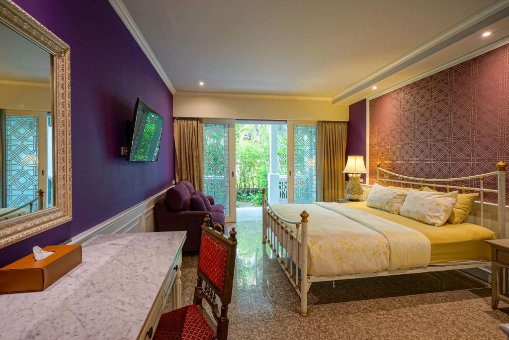 At Pingnakorn Riverside - 4