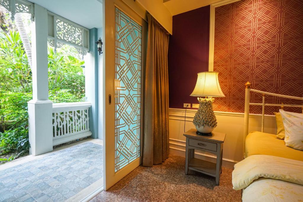 At Pingnakorn Riverside - 6