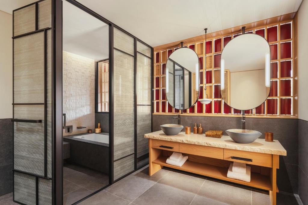 Postel nebo postele na pokoji v ubytování Six Senses Kyoto