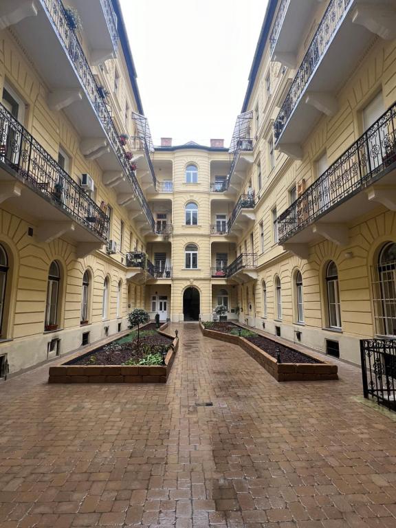 Virginia Apartman 1146 Budapest, 13 Dózsa György út Fsz. 6.A kép - 1