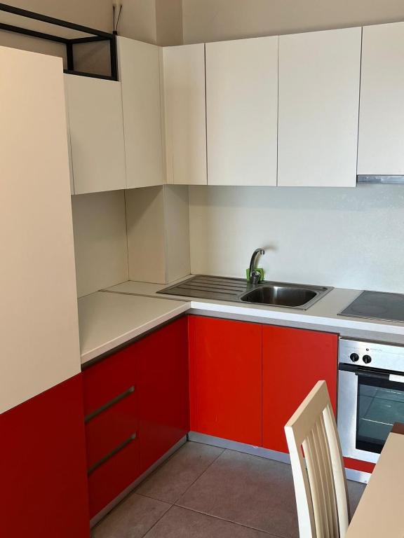 Kuchyň nebo kuchyňský kout v ubytování shengjin apartaments
