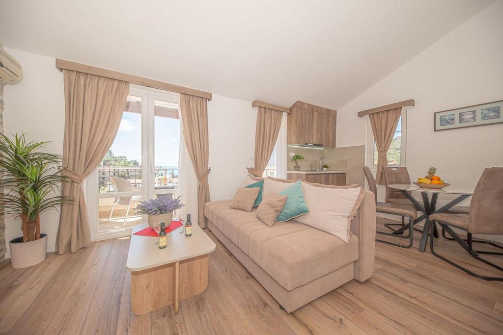 Guest House S-Lux - 6