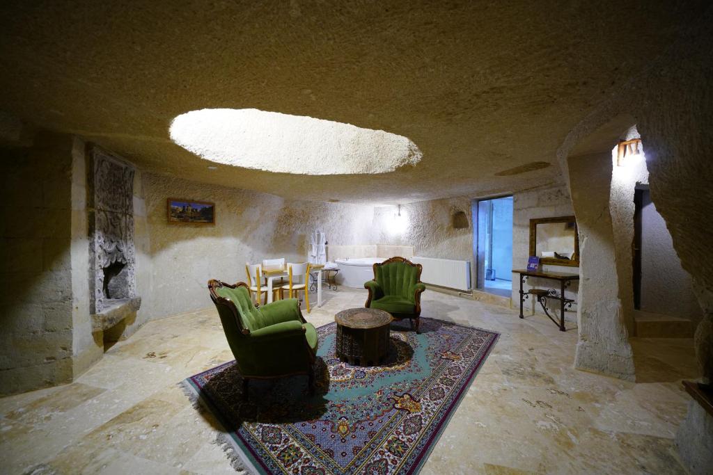 Elite Cave Suites - 7