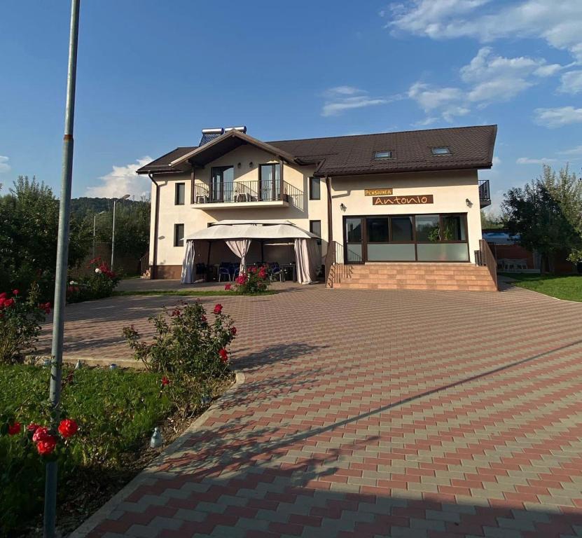 Budova, kde se vila nachází
