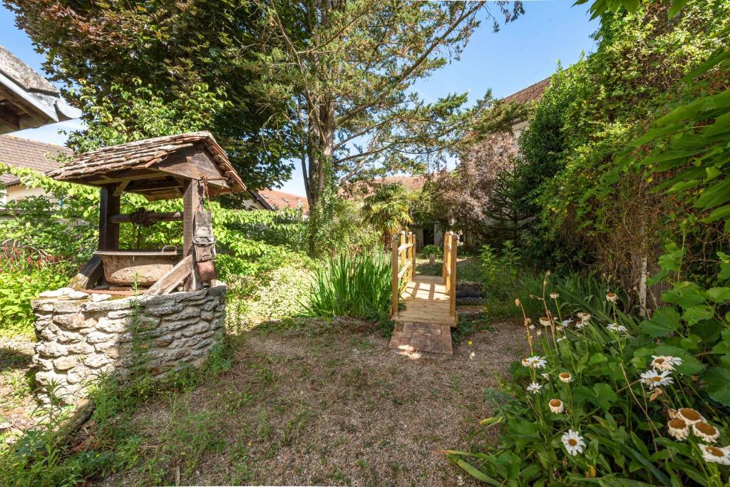 Κήπος έξω από το Quiet Cottage Disneyland Paris - Rentaway BnB