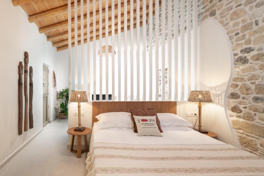 ST.TEN STONE BUILT VILLAGE - Deluxe Family Suite