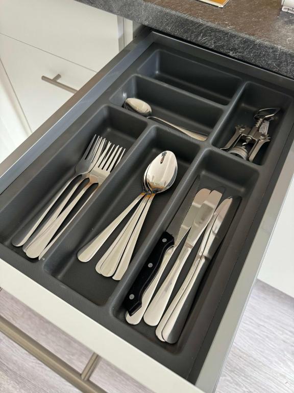 Urban Oasis with Queen Bed and View BE-54 - Resim 4