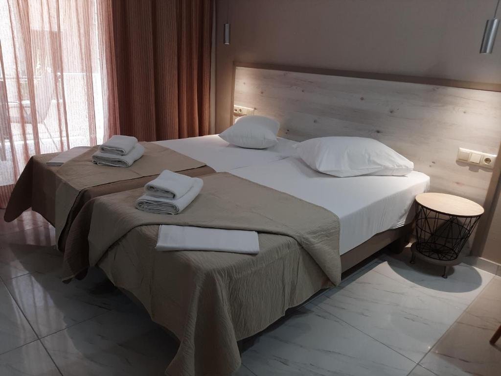 Sirena Apartments - 1