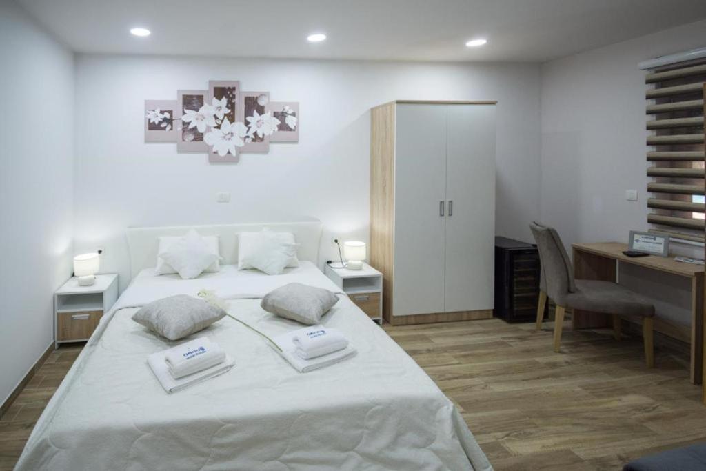 Luxury Apartment & Rooms - Superior Double Room