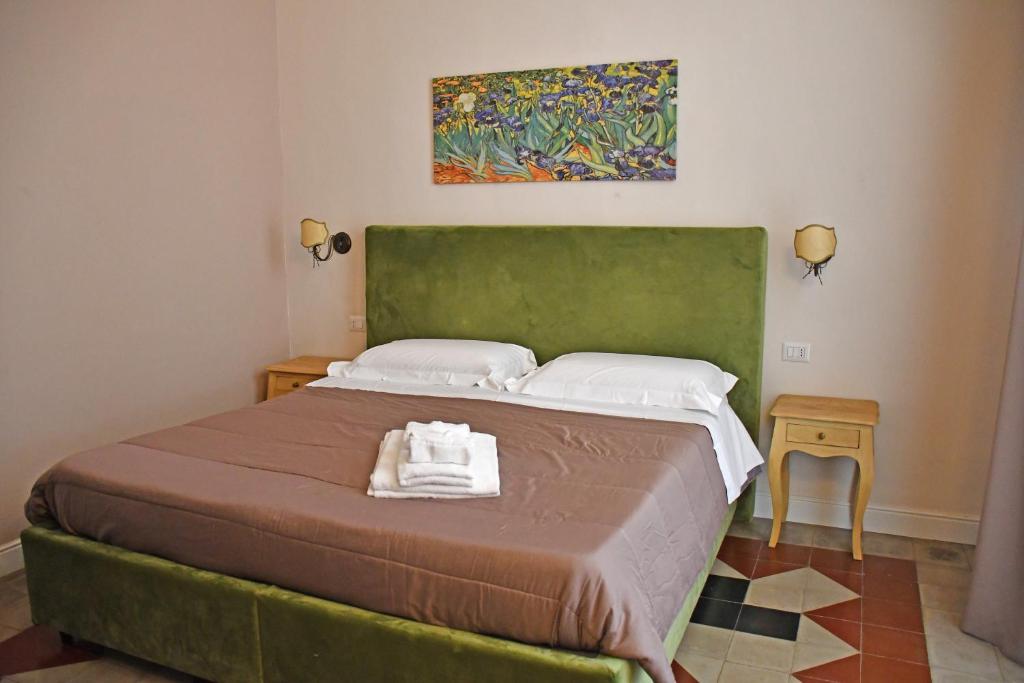 B&B Romeo Luxury Rooms - 17