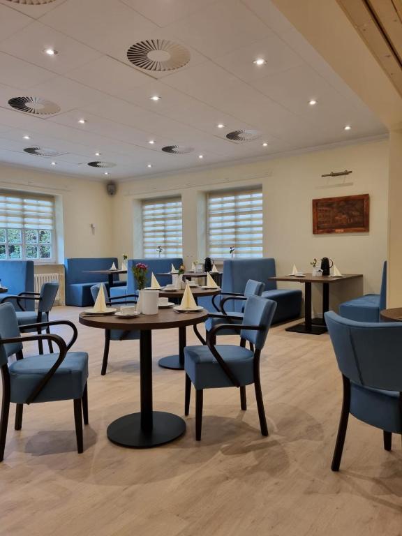Posezení v ubytování Hotel Drei Kronen Elmshorn