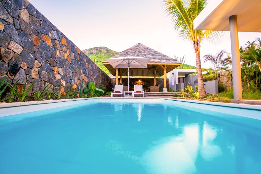 Marguery Villas by MJ Holidays - Superior Pool Villa 1 Bedroom
