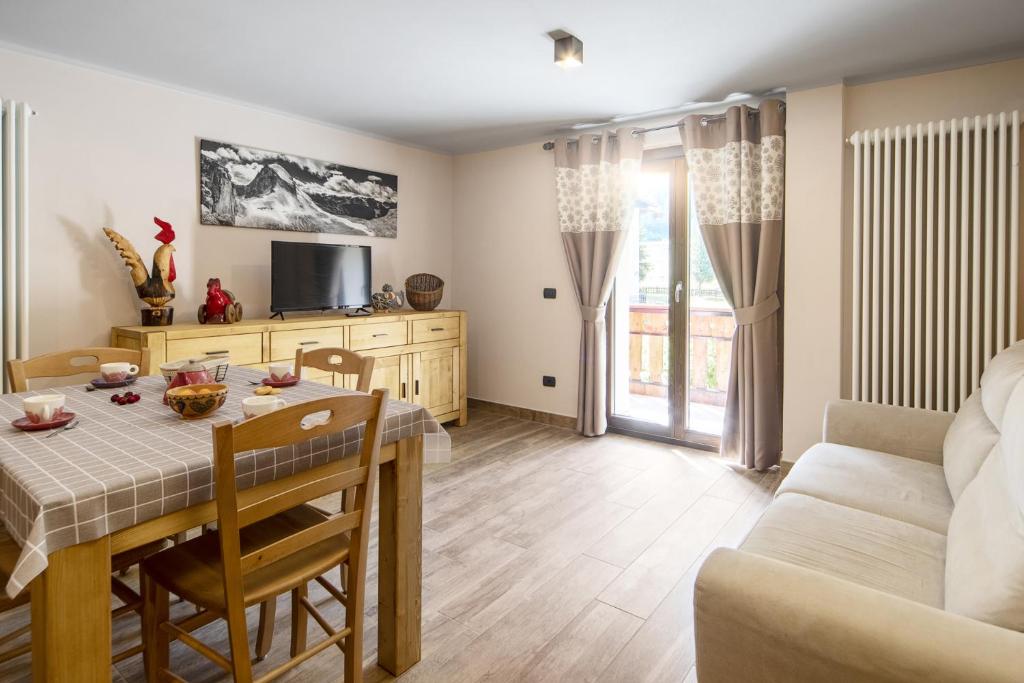 Et tv og/eller underholdning på 4061 Maison Gerard - Roccia Viva