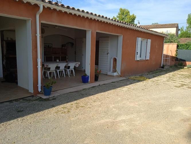 Photo de la galerie de l'établissement Les sources, à Salernes