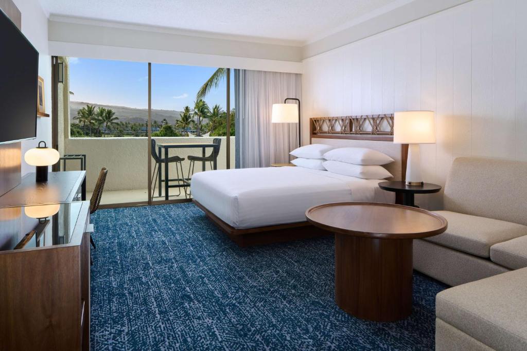 OUTRIGGER Kona Resort and Spa - 