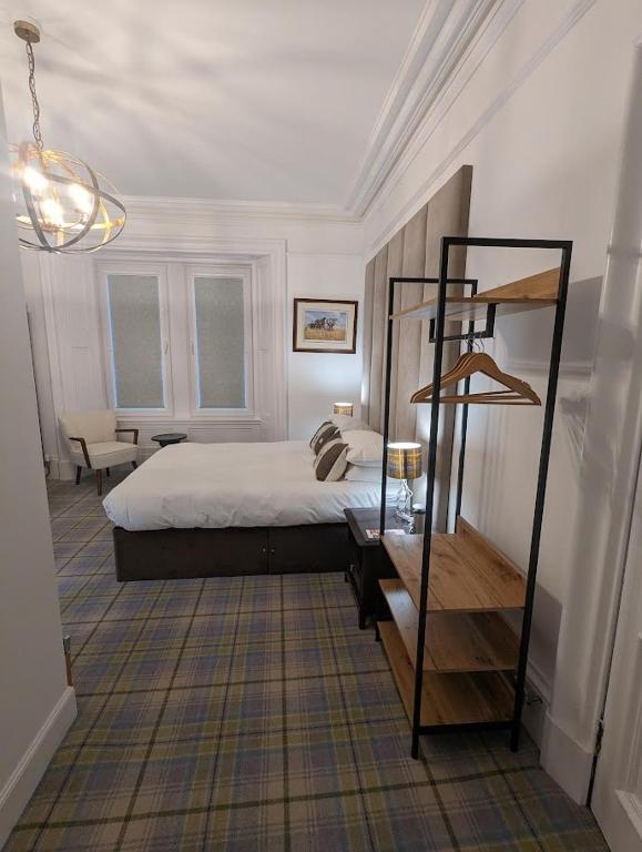 Cambeth Lodge Guesthouse - Deluxe King Room