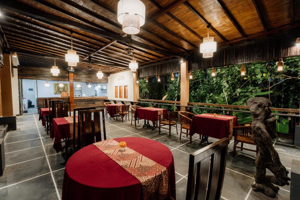 Restaurace v ubytování Alam Penari Resort Ubud