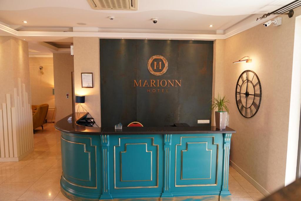 Fuajee või vastuvõtt majutusasutuses Marionn Hotel