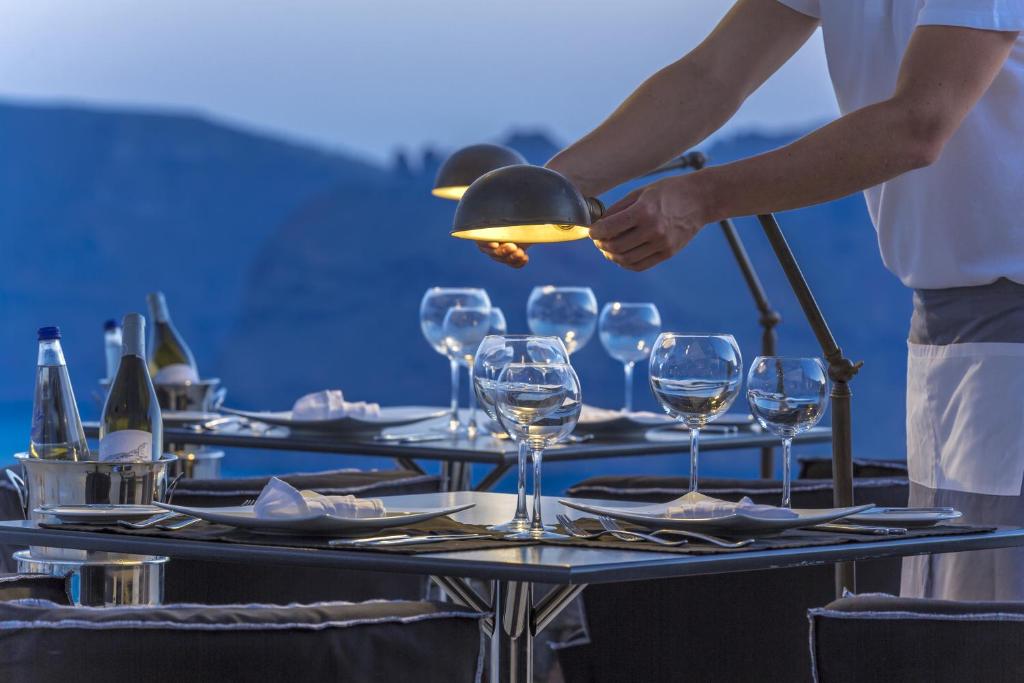 Nápoje v ubytování Canaves Oia Suites - Small Luxury Hotels of the World