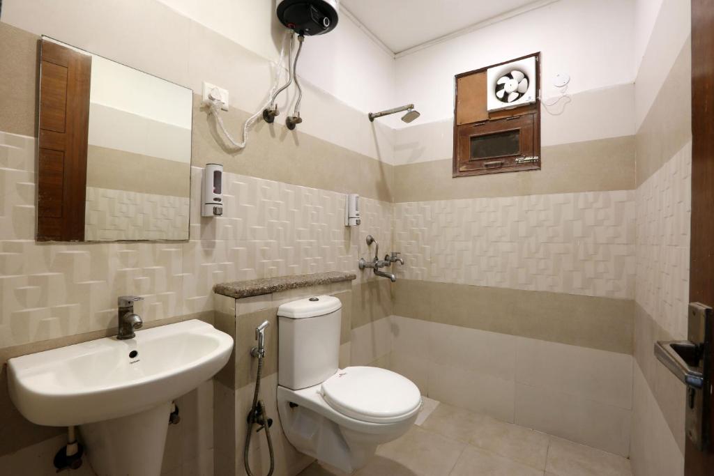 Koupelna v ubytování Hotel Surya Palace - Corporate Hotel Noida Sector 62