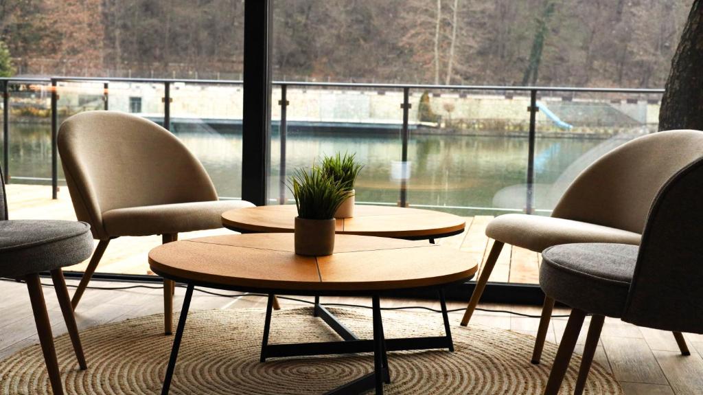 Posezení v ubytování Waterside SPA Hotel
