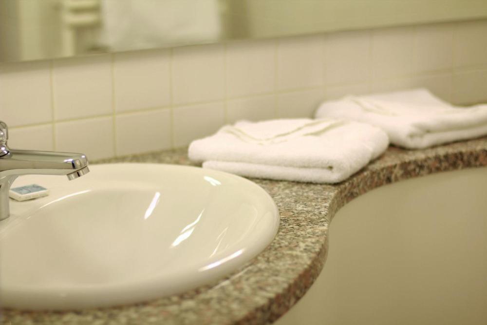 Hotel Am Terrassenufer - Resim 16