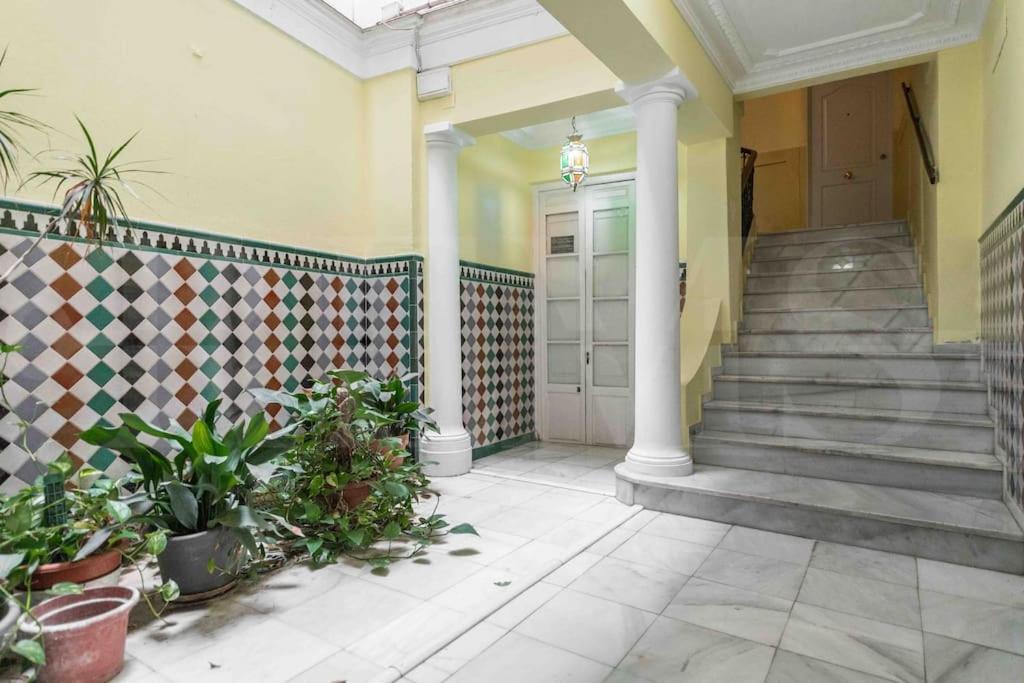 Fotografie z fotogalerie ubytování Charming apartment with private patio by REMS v Malaze